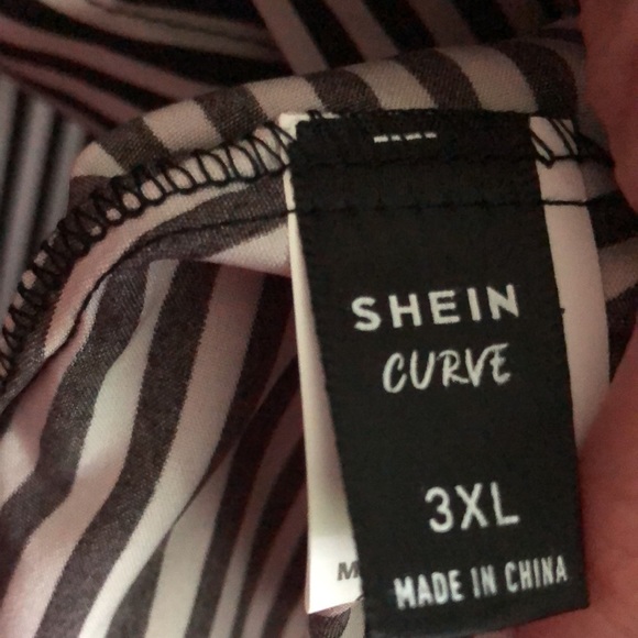 NWOT BLACK AND WHITE BLOUSE - Picture 5 of 6